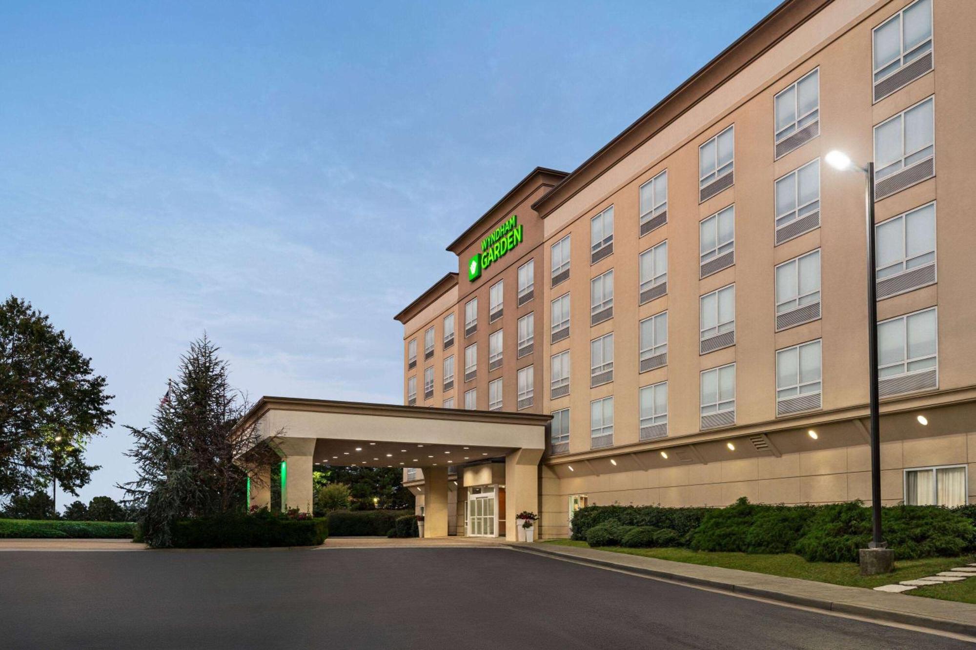 Hotel Wyndham Garden Duluth Extérieur photo